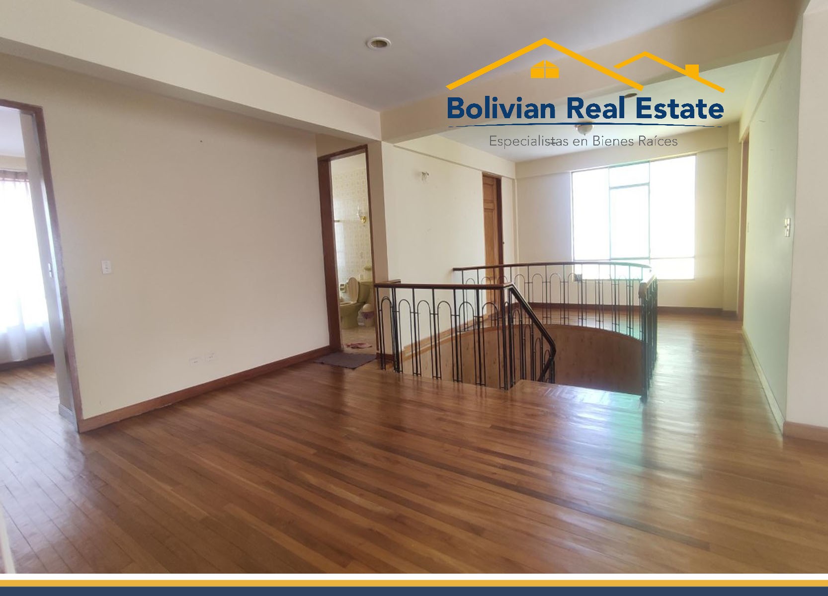 Casa en Irpavi en La Paz 7 dormitorios 6 baños 3 parqueos Foto 16