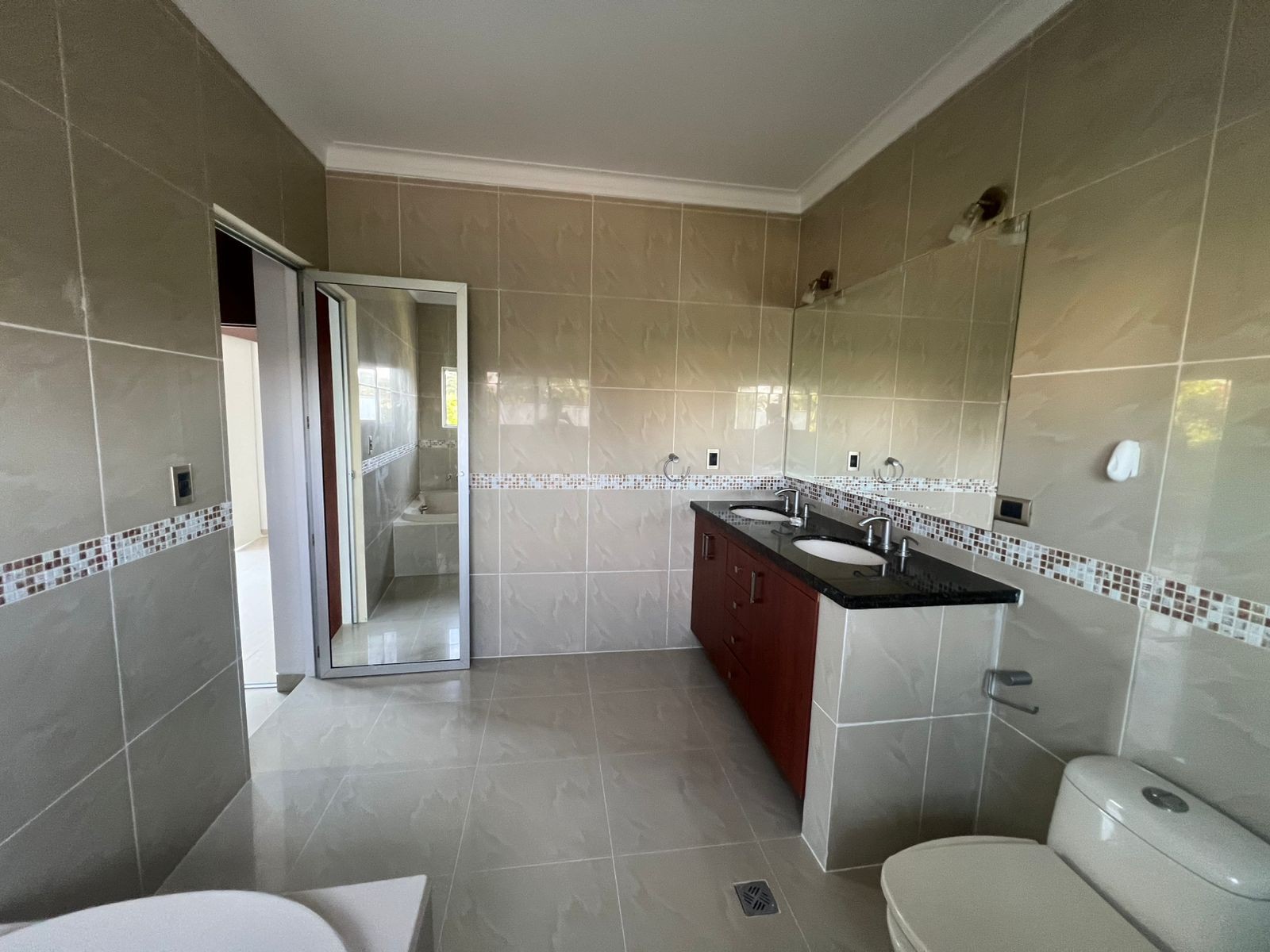 En Alquiler a Bs 15,000 Foto 4