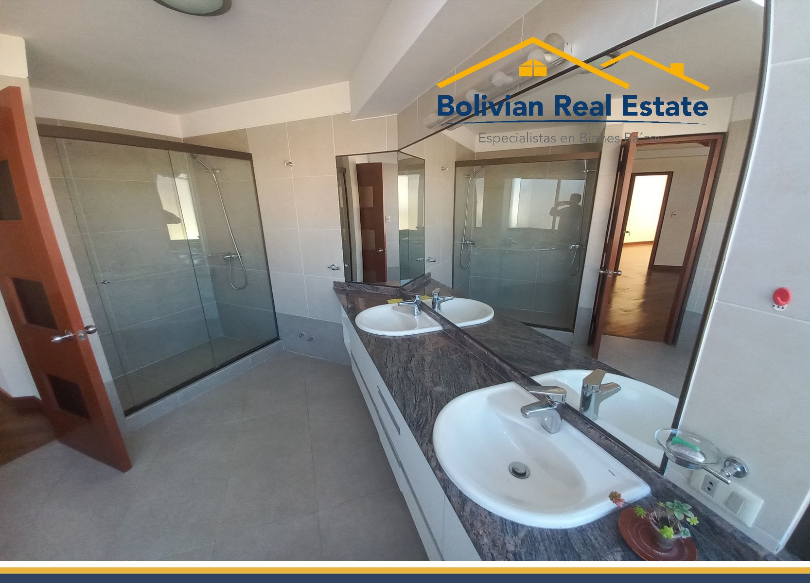 En Alquiler a $us 950 Foto 13