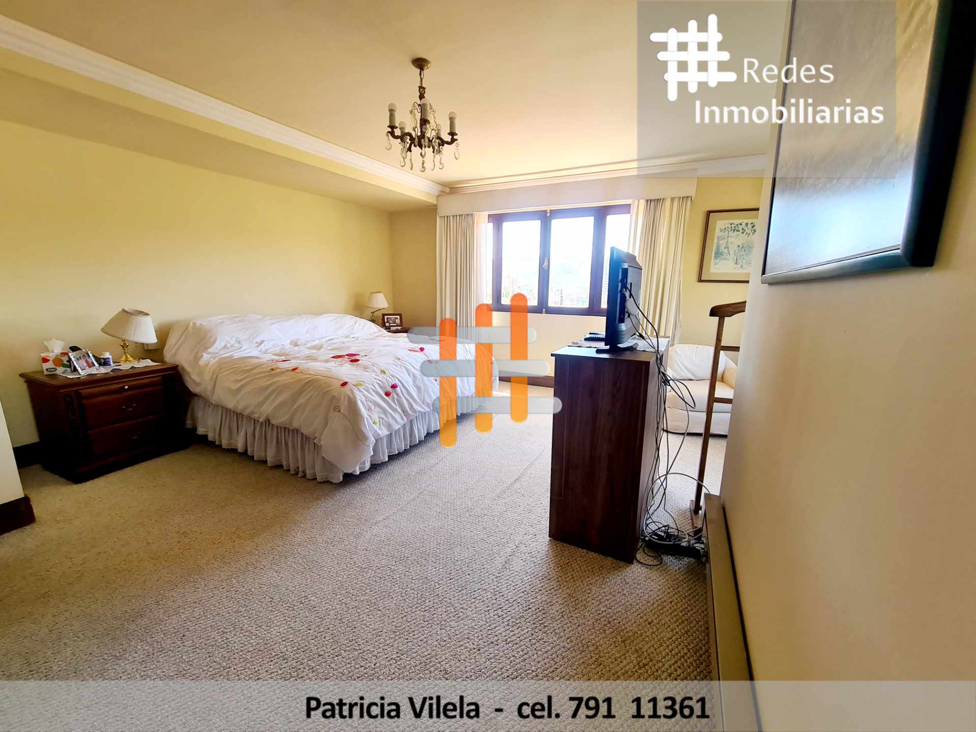 Casa en Achumani en La Paz 4 dormitorios 6 baños 4 parqueos Foto 13