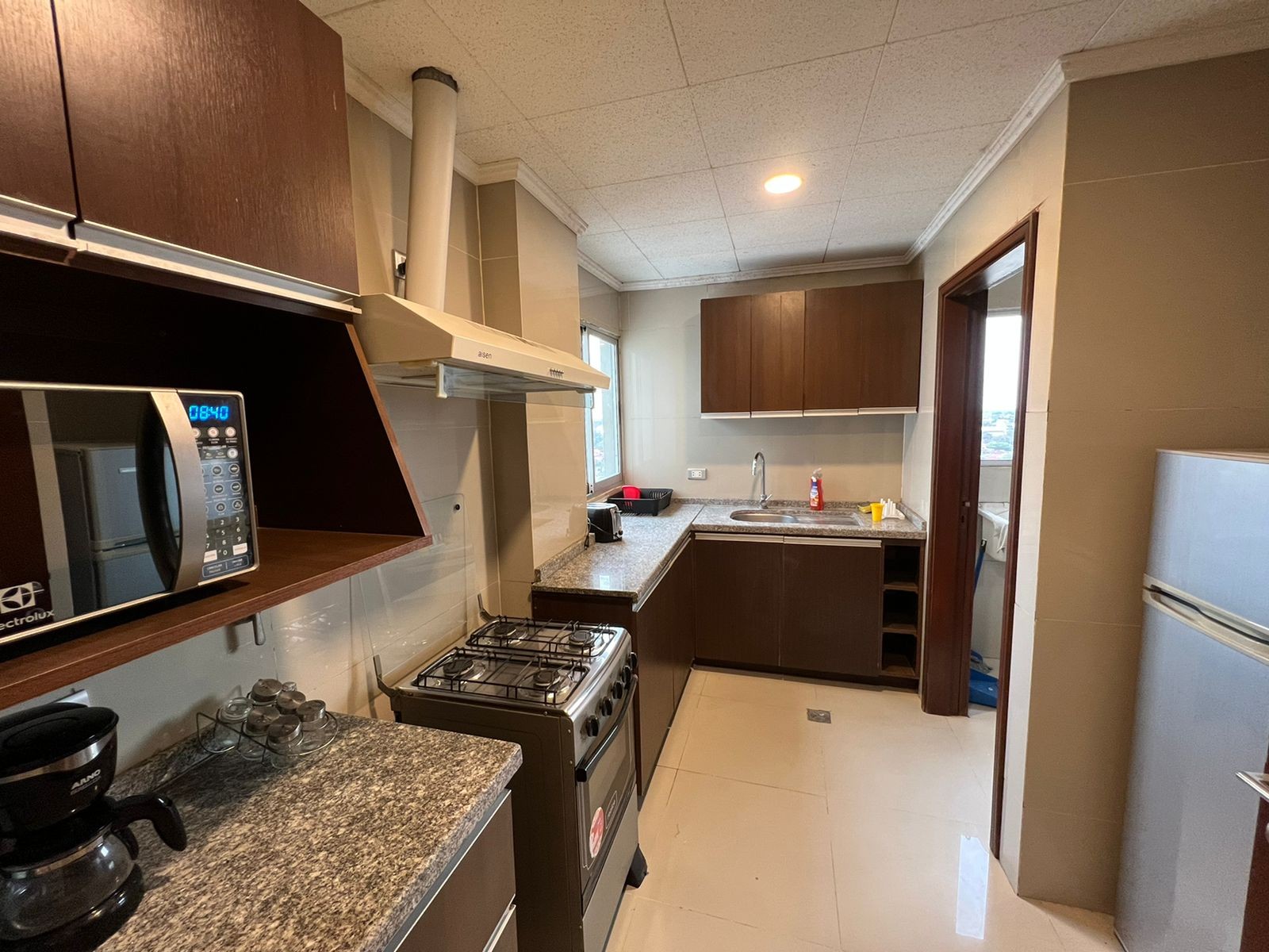 Departamento Condominio Cupesí, Alquiler amoblado de 2 dormitorios, 2do. y 3er. Anillo Zona Norte, sobre Av. Ovidio Barbery, 2do. y 3er. Anillo, cerca de Zona Isuto e Equipetrol. Foto 4