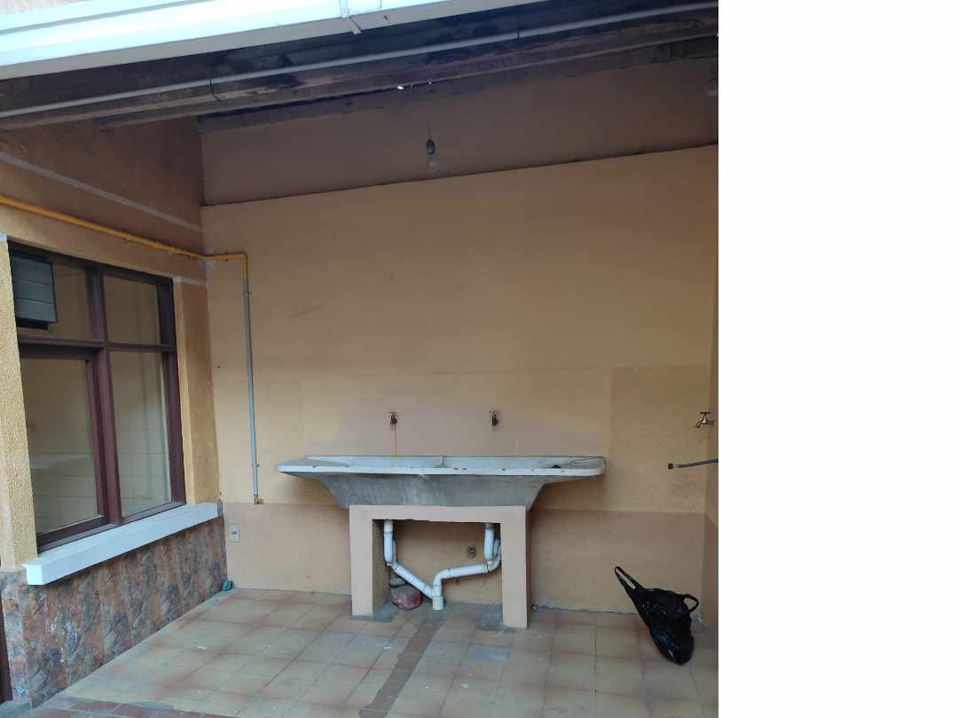 Casa en AlquilerIRPAVI CALLE 7 3 dormitorios 4 baños 3 parqueos Foto 15