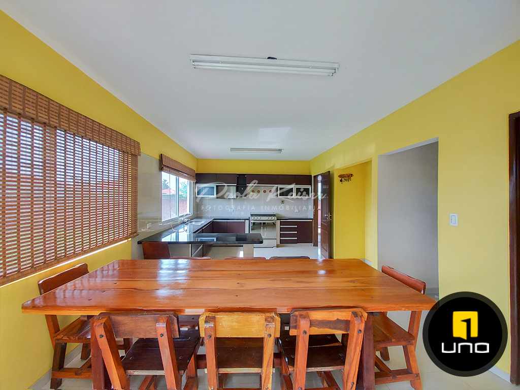 Casa en Urubó en Santa Cruz de la Sierra 3 dormitorios 4 baños 6 parqueos Foto 12