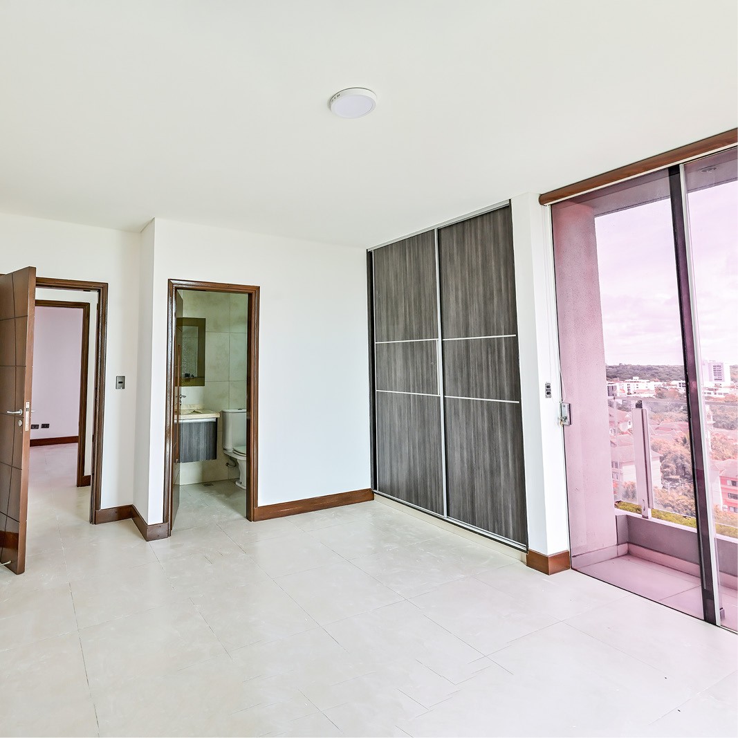 Departamento en VentaEDIF MURANO ROCA Y CORONADO 2 dormitorios 3 baños 1 parqueos Foto 20