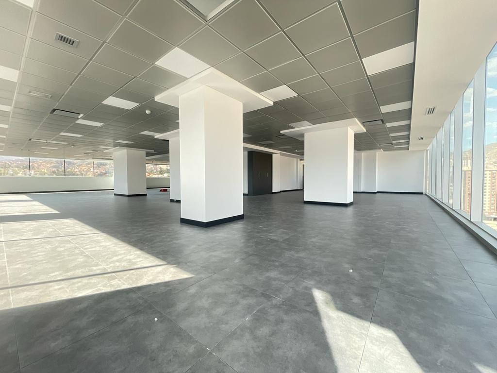 Oficina OFICINA EN VENTA EN CALACOTO A ESTRENAR Foto 6