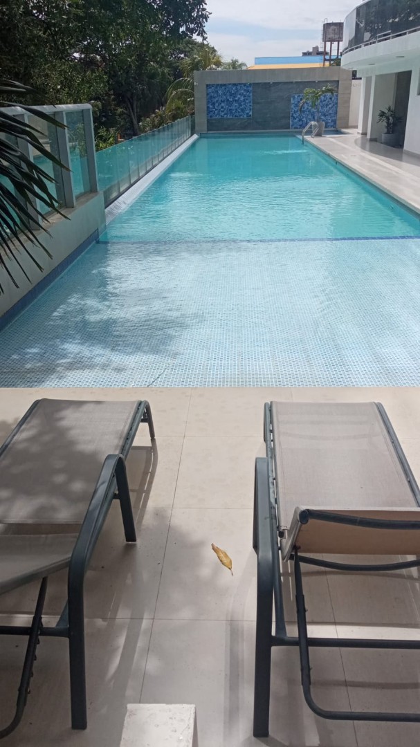 Departamento en Entre 1er y 2do anillo Sur en Santa Cruz de la Sierra 2 dormitorios 2 baños 1 parqueos Foto 3