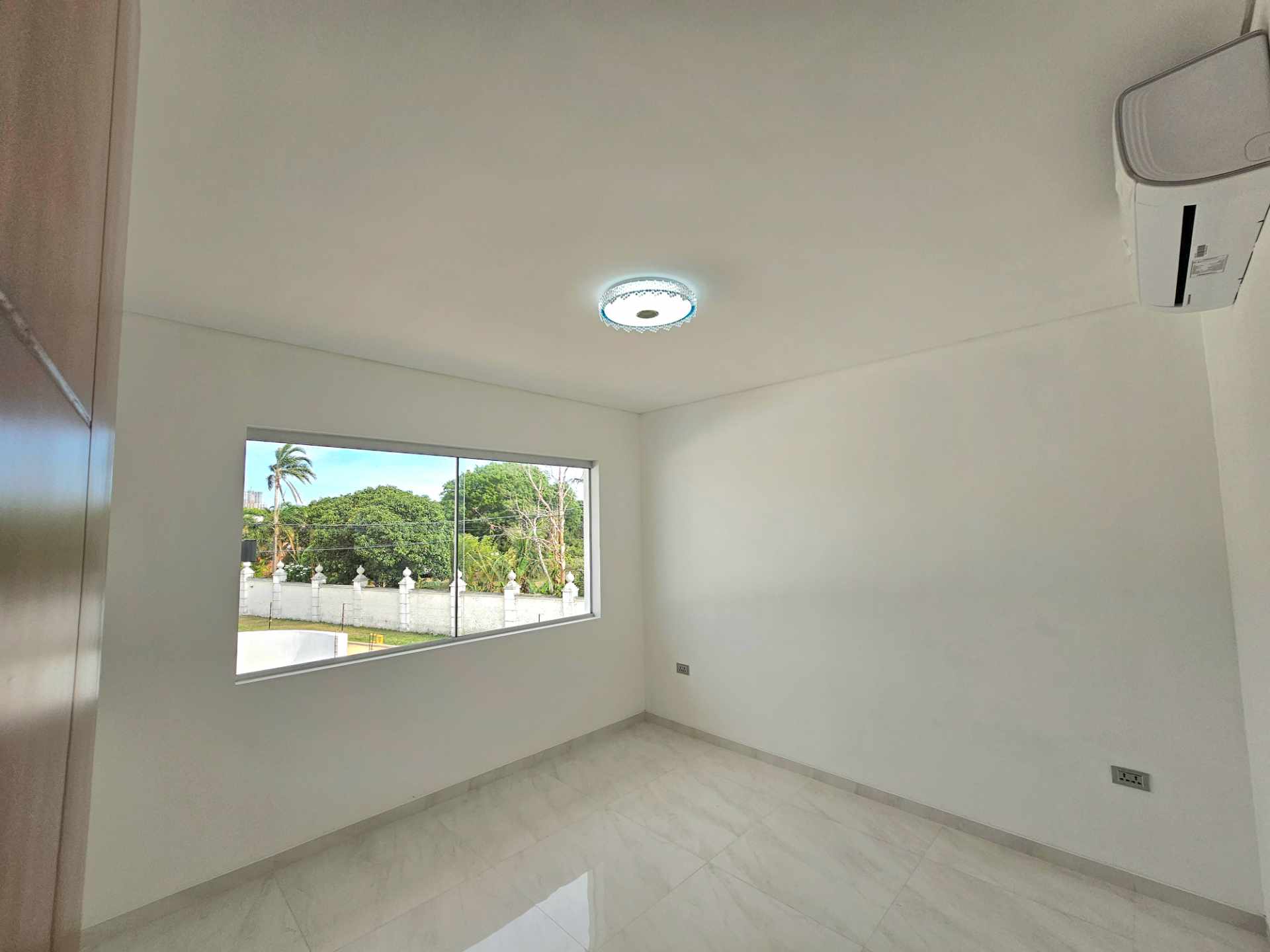 Casa en Urubó en Santa Cruz de la Sierra 3 dormitorios 4 baños 2 parqueos Foto 19