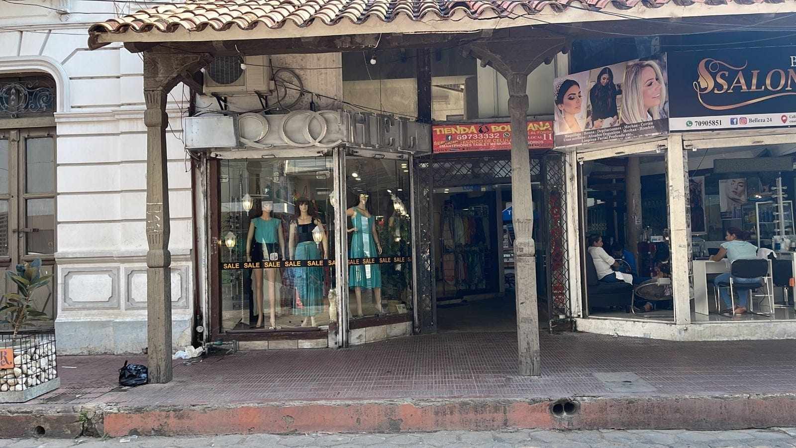 Local comercial en AlquilerCalle junin entre Libertad y 21 de Mayo Foto 4