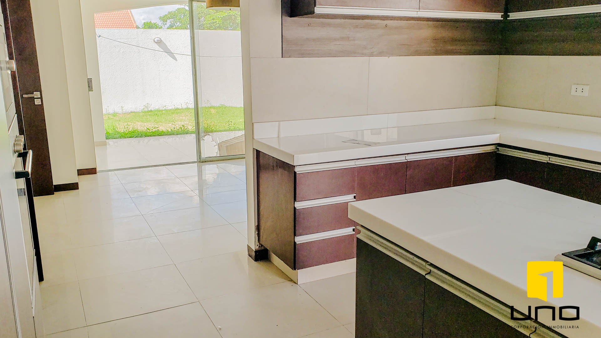 Casa CONDOMINIO LAS BRISAS MODERNA CASA EN VENTA Foto 17