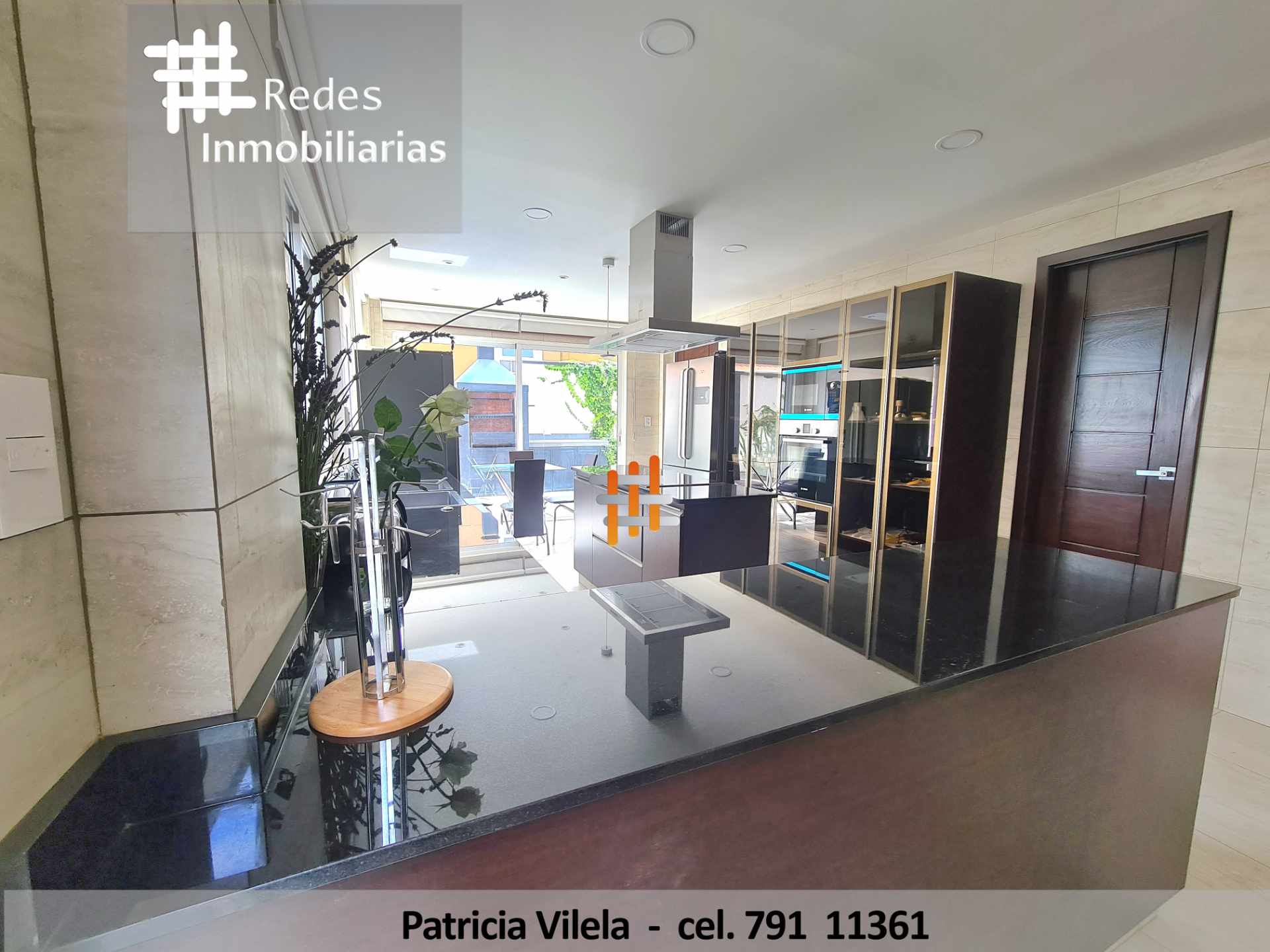 Casa en Achumani en La Paz 4 dormitorios 6 baños 2 parqueos Foto 7