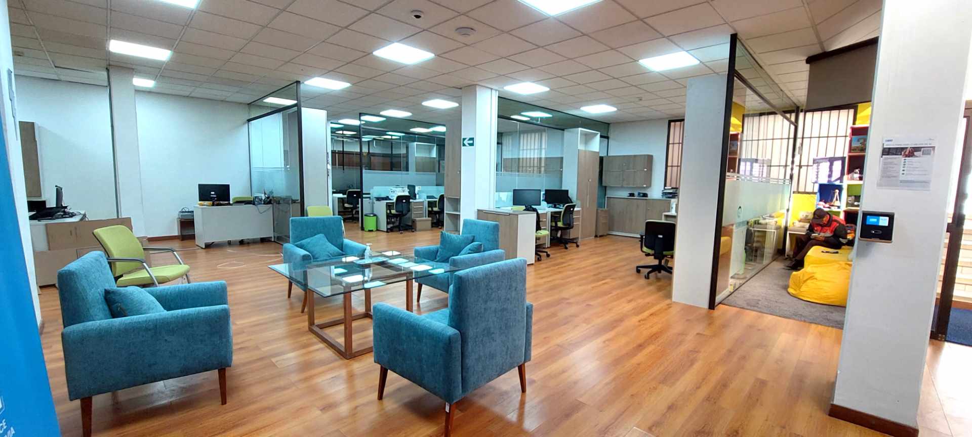 Oficina en AlquilerCALACOTO, OFICINAS EN VENTA O  ALQUILER  - PLANTA BAJA Foto 1
