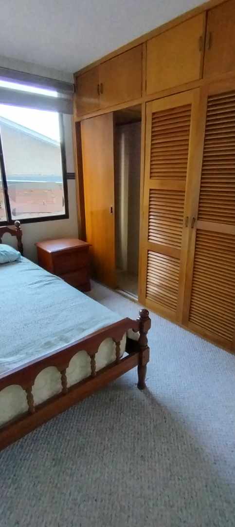 Departamento en AlquilerI R P A V I  3 dormitorios 4 baños 1 parqueos Foto 9