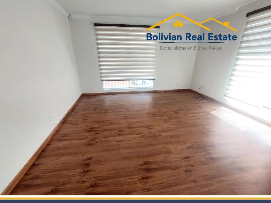 Casa en Calacoto en La Paz 4 dormitorios 3 baños 2 parqueos Foto 7