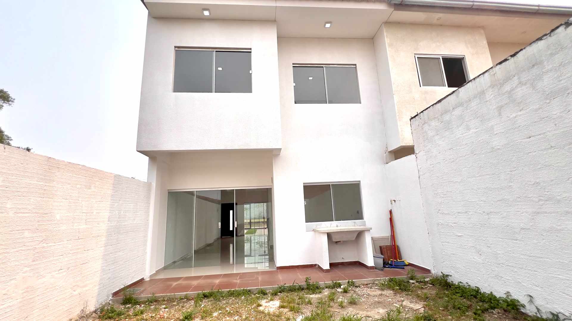 Casa en VentaCasa en venta Zona Av. Santos Dumont 3 dormitorios 3 baños 2 parqueos Foto 17