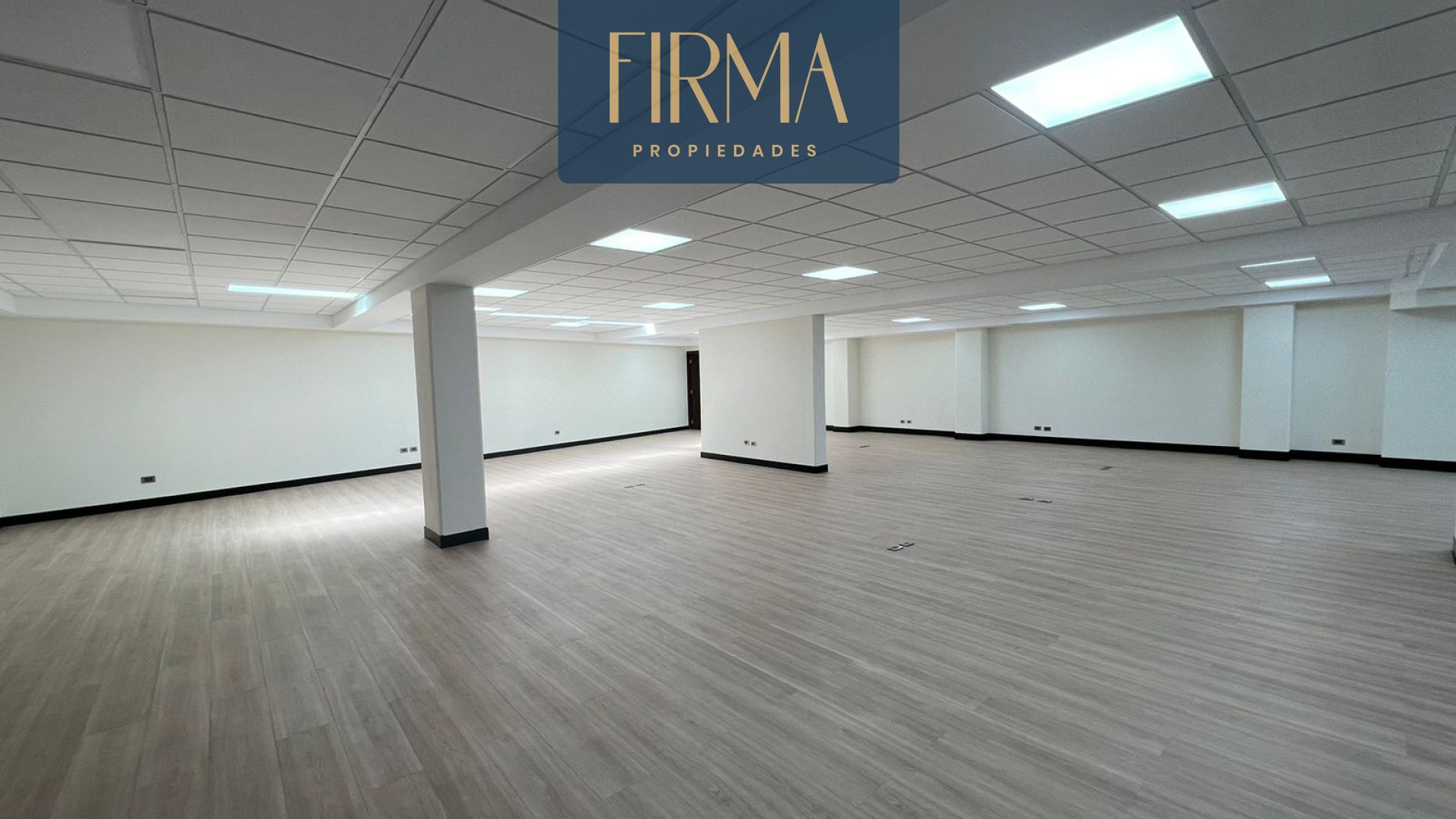 Local comercial ALQUILA  ESTE LOCAL A ESTRENAR EN SAN MIGUEL Foto 4