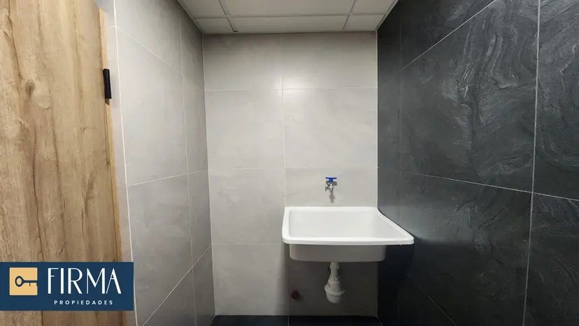 Departamento en AlquilerDEPARTAMENTO EN ALQUILER EN SOPOCACHI 1 dormitorios 1 baños 1 parqueos Foto 4