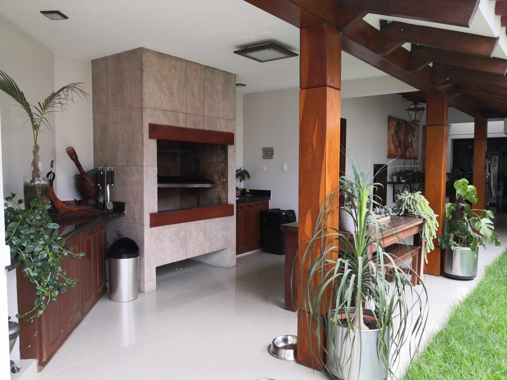 Casa Av. Banzer 6to anillo, Urbanización Ciudad Jardín Foto 5