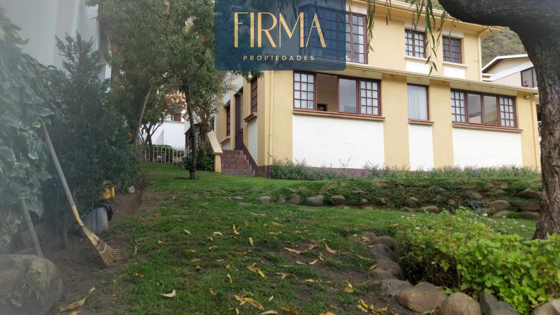Casa en VentaIRPAVI CALLE 1 DEL VERGEL 4 dormitorios 5 baños 3 parqueos Foto 1