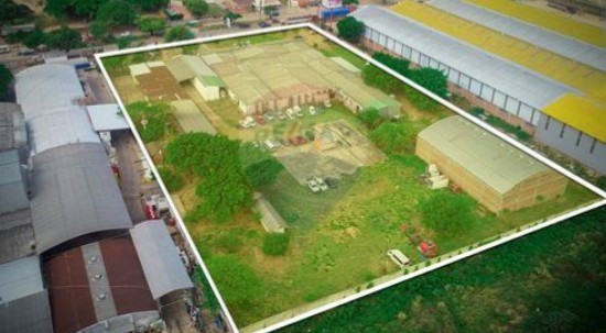 Terreno en VentaTERRENO COMERCIAL EN PARQUE INDUSTRIAL Foto 3