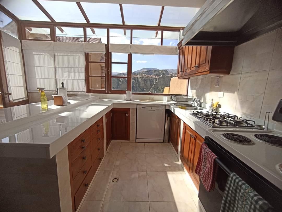 Casa en VentaCOTA COTA 4 dormitorios 5 baños 1 parqueos Foto 5