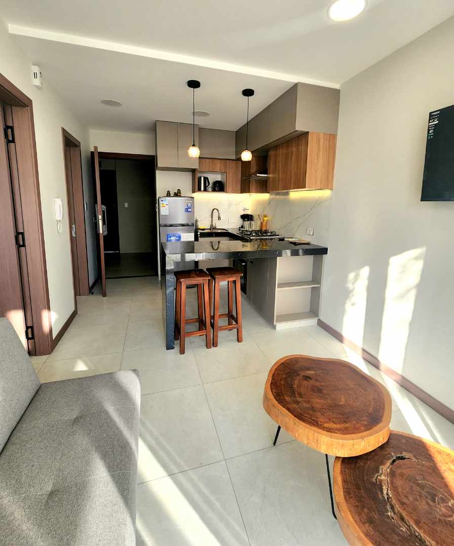 Departamento en Equipetrol en Santa Cruz de la Sierra 1 dormitorios 2 baños  Foto 9