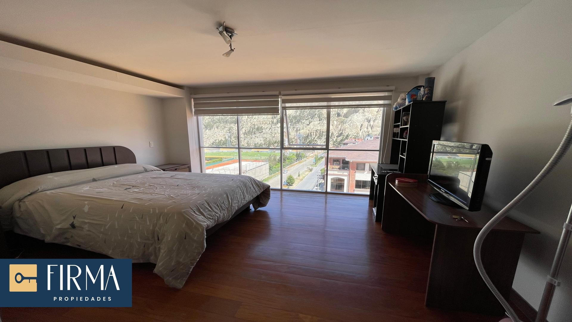 Departamento DEPARTAMENTO EN VENTA, ACHUMANI BAJO Foto 5