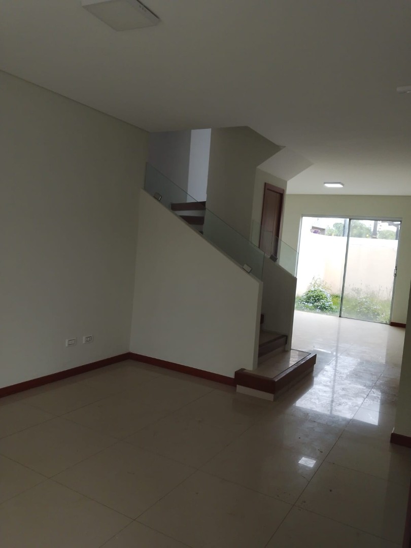 Casa en VentaCONDOMINIO VERDI 3 dormitorios 3 baños 2 parqueos Foto 2