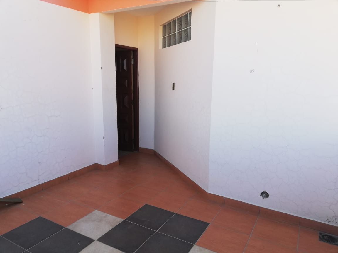 Departamento en AnticréticoDEPARTAMENTO EN ANTICRETICO Av. Quintanilla Zuazo, Calle Eugenio Patiño. Pasaje Pacheco ( DAN 006), 3 dormitorios 2 baños  Foto 10