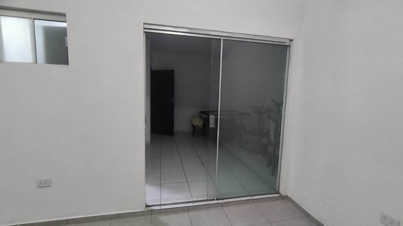 Casa en Entre 7mo y 8vo anillo Norte en Santa Cruz de la Sierra 3 dormitorios 3 baños 2 parqueos Foto 16