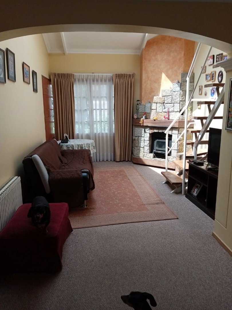 Casa en Irpavi en La Paz 3 dormitorios 3 baños 3 parqueos Foto 4