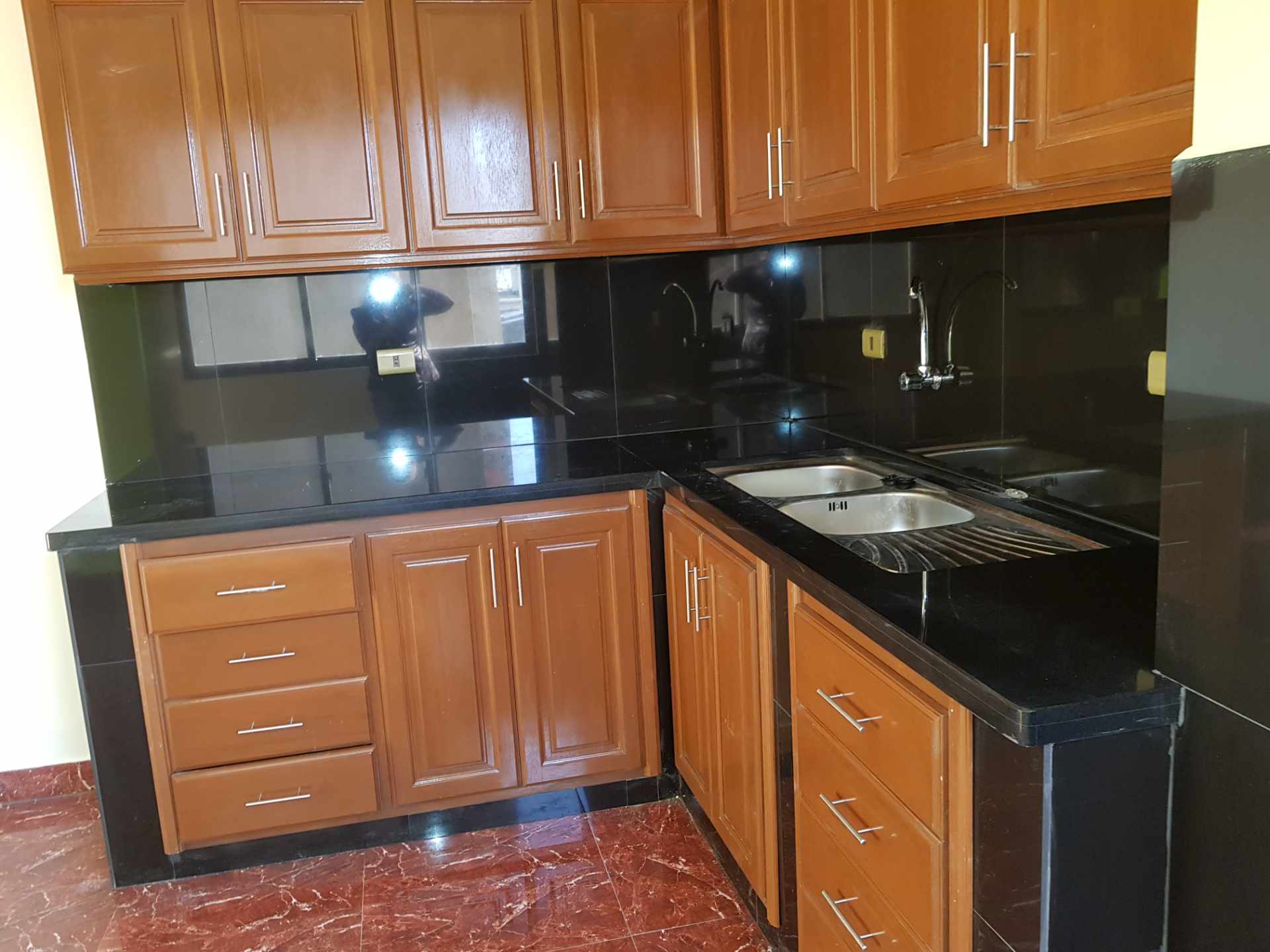 En Venta a $us 130,000 Foto 3