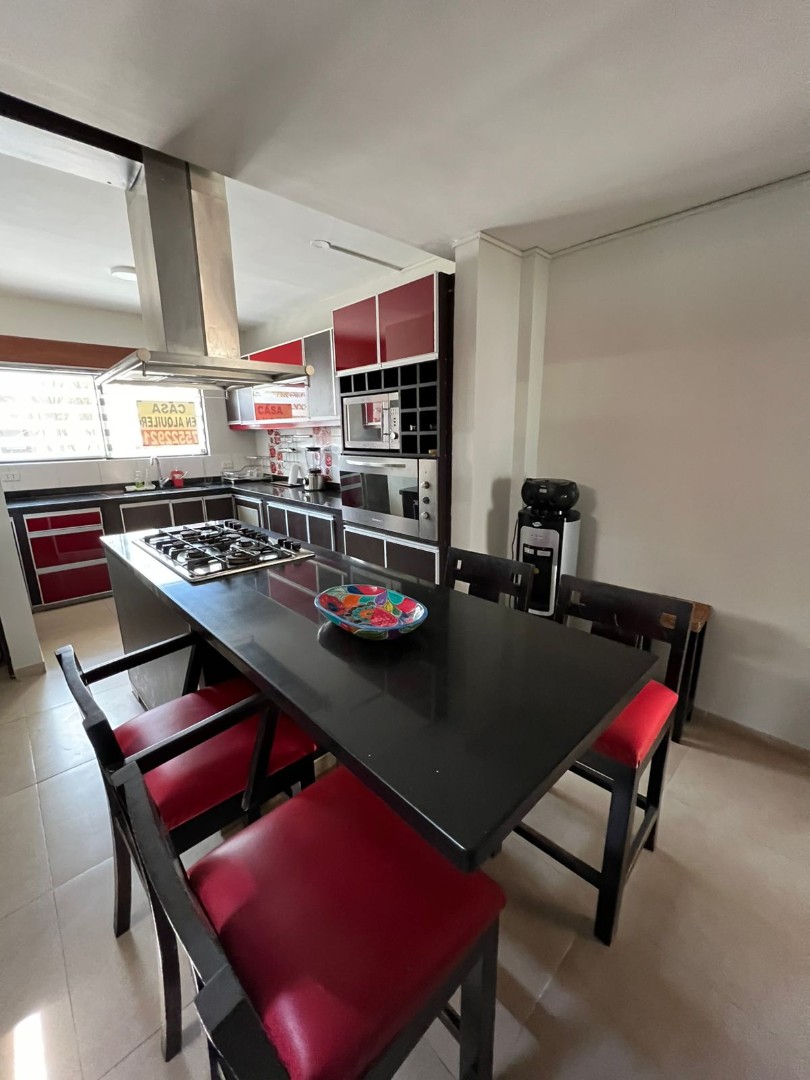 En Alquiler a Bs 8,500 Foto 17