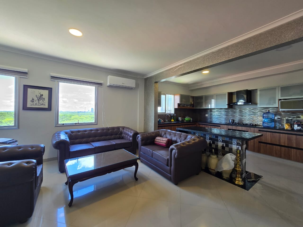 Departamento en AlquilerURUBO CONDOMINIO 360 DEPARTAMENTO TRIPLEX ALQUILER 4 dormitorios 4 baños 2 parqueos Foto 2