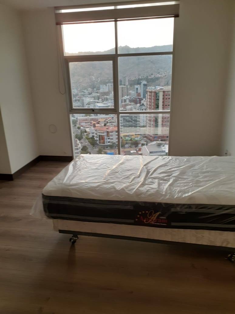 Departamento en Calacoto en La Paz 2 dormitorios 2 baños 1 parqueos Foto 7
