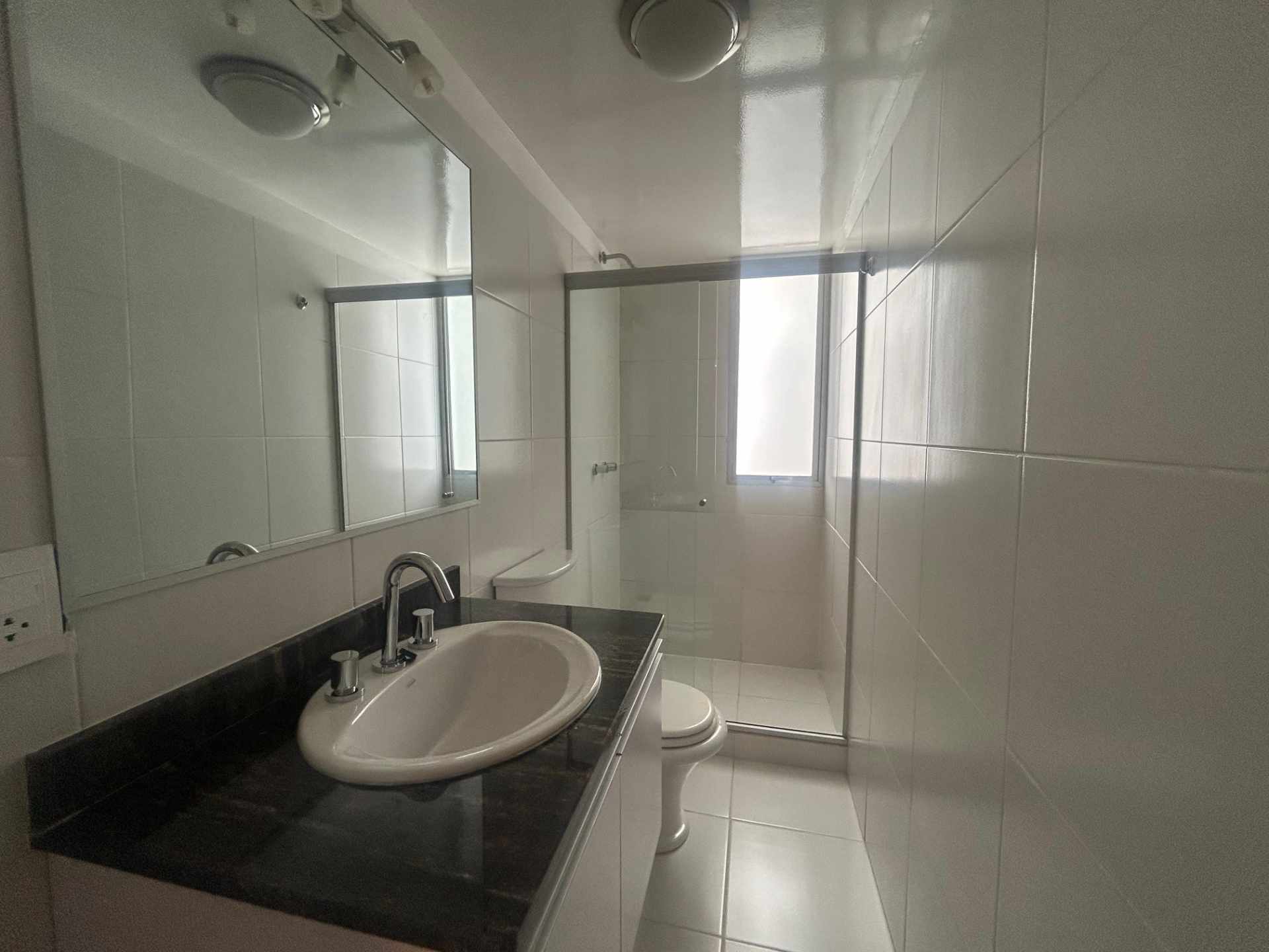 Departamento en VentaDEPARTAMENTO EN VENTA DE 2 DORMITORIOS EN ACHUMANI (SECTOR ASILO) 2 dormitorios 2 baños 1 parqueos Foto 16