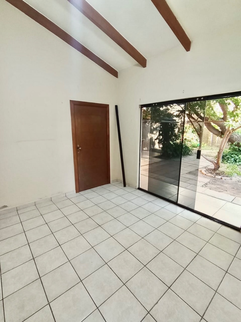 En Alquiler a Bs 3,750 Foto 14