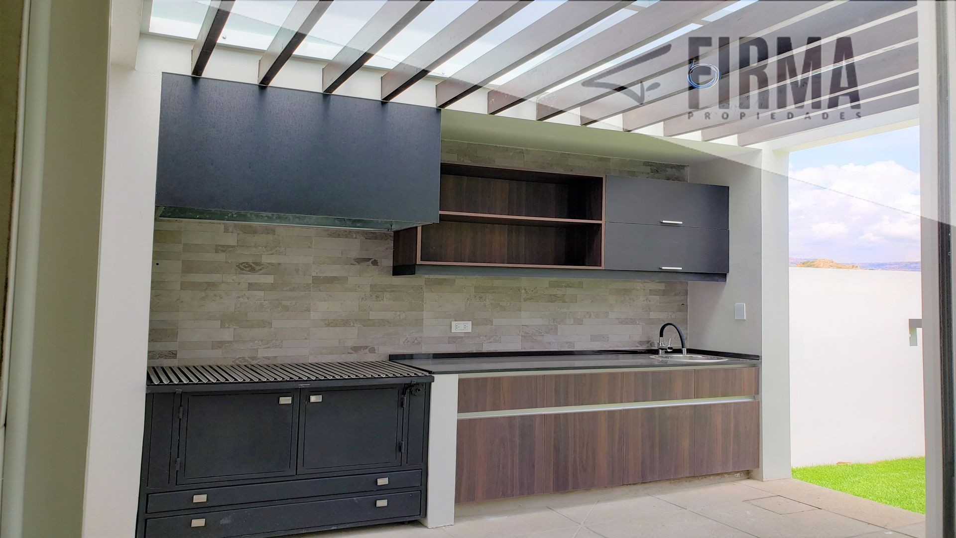 En Venta a $us 520,000 Foto 4
