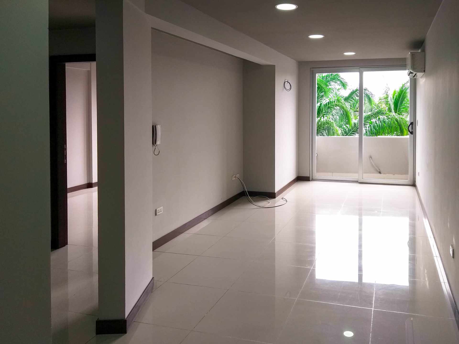 Departamento en AlquilerTorres Evolution - Tercer anillo Interno y Av. Beni - Zona Norte 1 dormitorios 1 baños 1 parqueos Foto 2