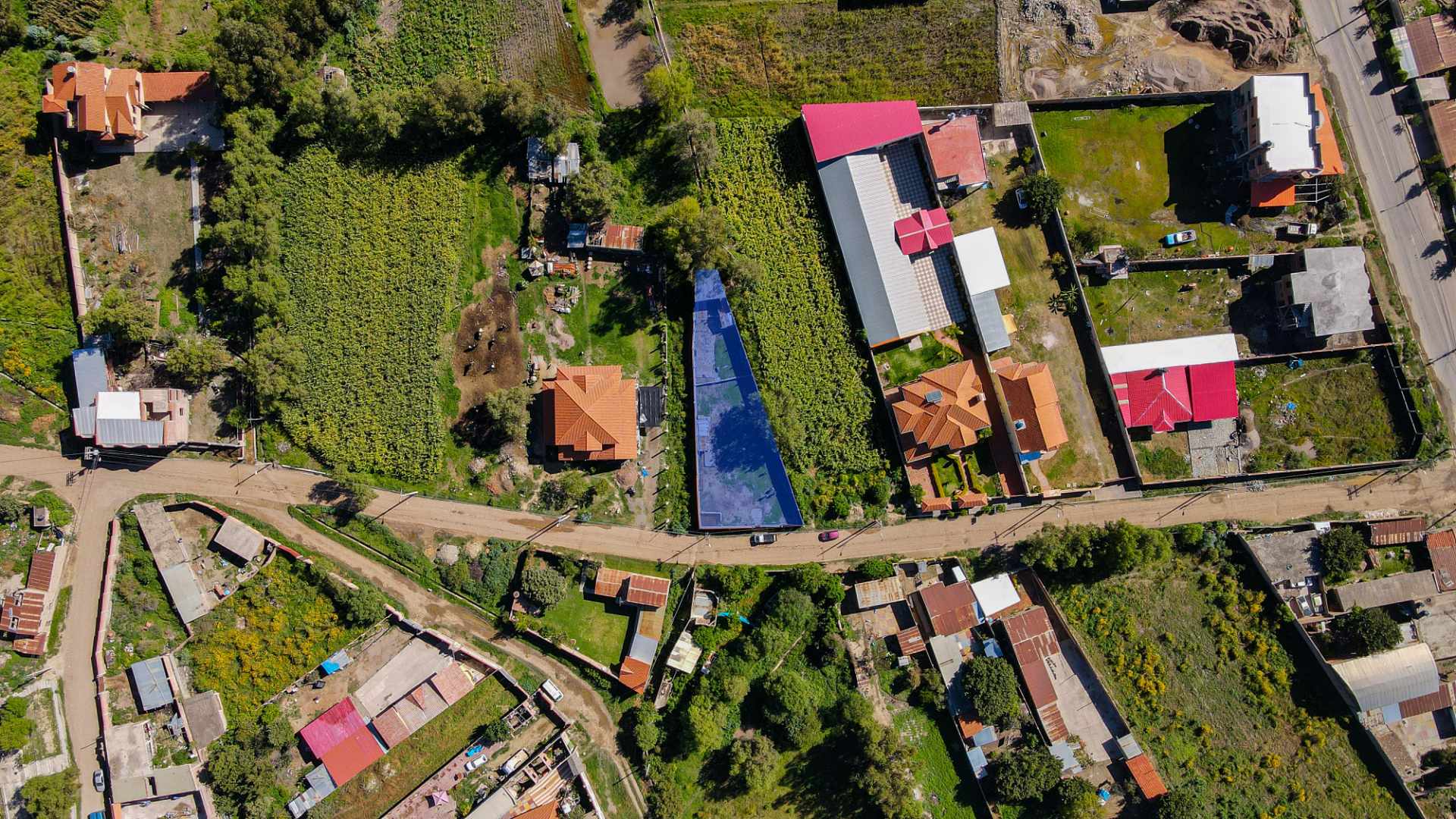 Terreno S/N A pasos de la Av. Elias Meneses - a 1 km de la Tranca Piñami - Quillacollo Foto 18