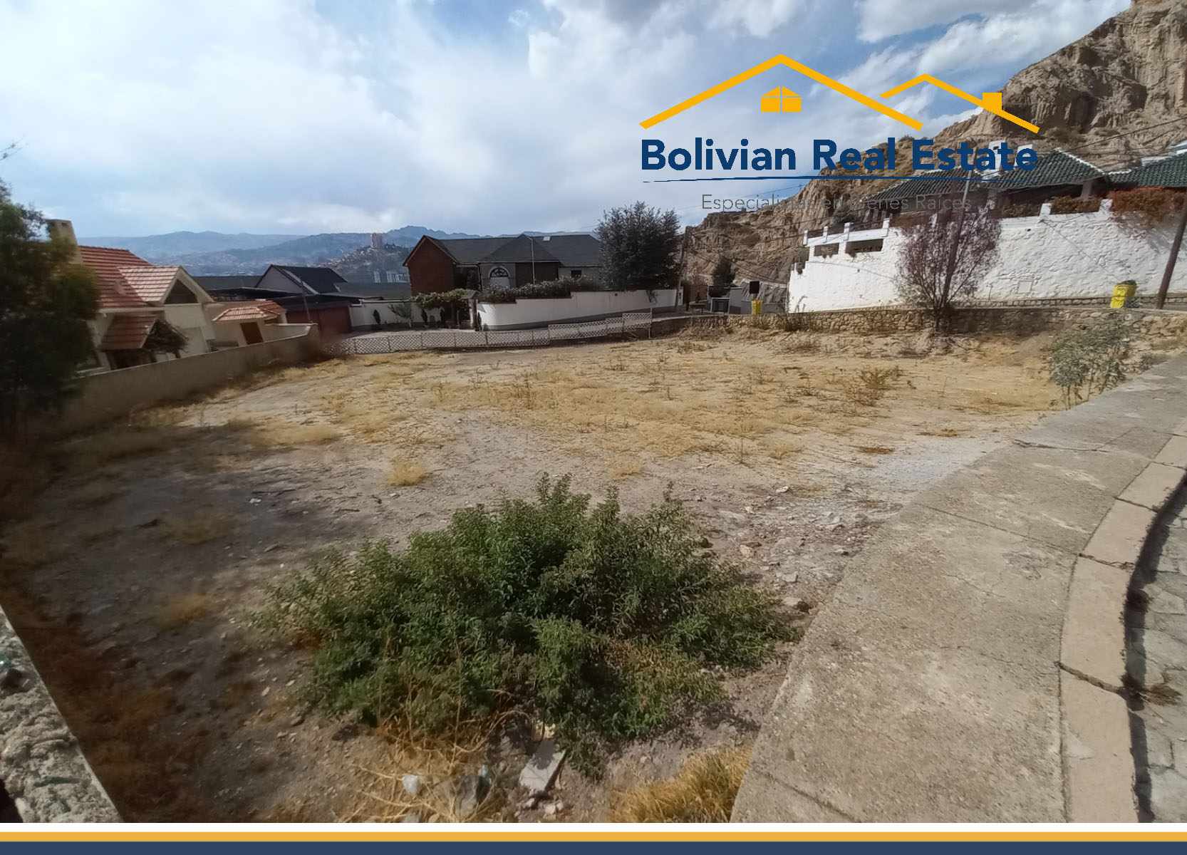Terreno en VentaCOMPRA ESTE EXCELENTE TERRENO EN EL MEJOR LUGAR DE LA RINCONADA    Foto 4