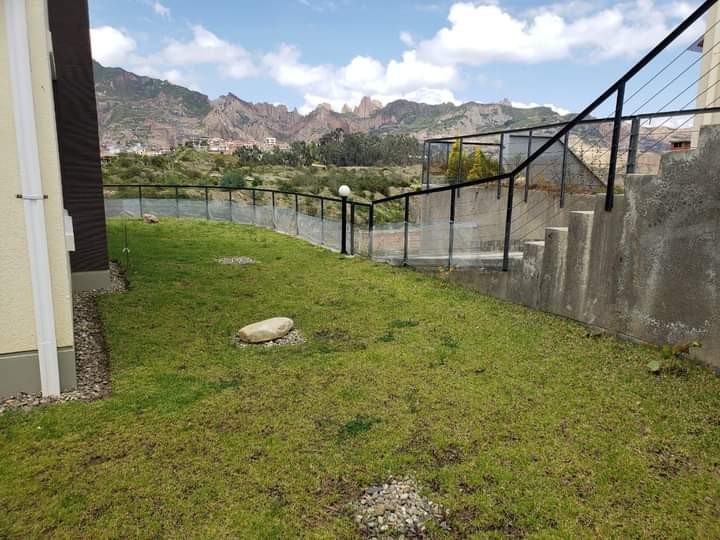 Casa en Achumani en La Paz 3 dormitorios 4 baños 2 parqueos Foto 10
