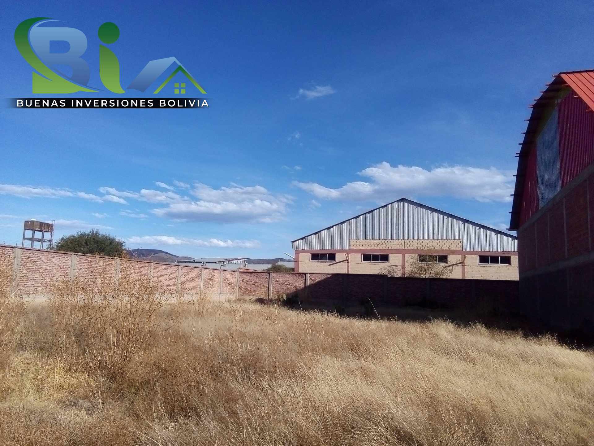 Galpón en Venta$us.180.000 LOTE + GALPON PARQUE INDUSTRIAL SANTIVAÑEZ Foto 14