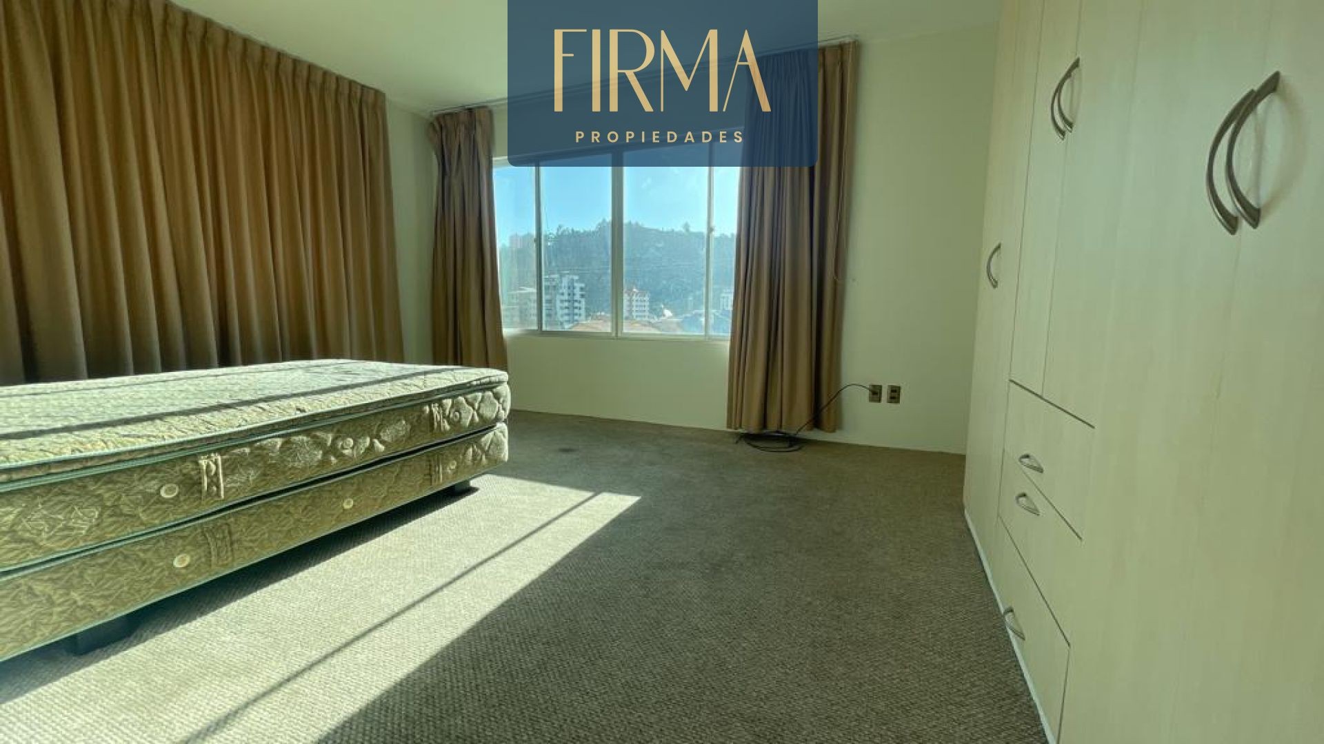 Departamento en VentaDEPARTAMENTO EN VENTA EN IRPAVI 3 dormitorios 4 baños 2 parqueos Foto 6