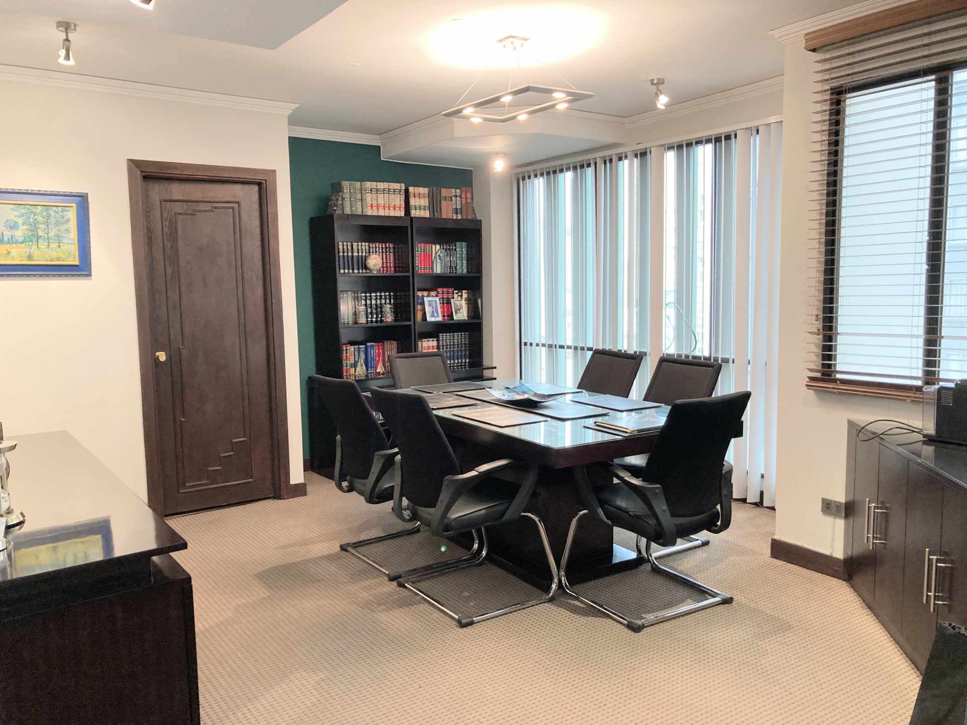 Oficina Avenida 6 de Agosto Foto 3