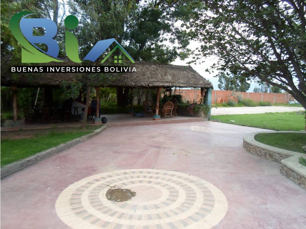 Casa en Vinto en Cochabamba 3 dormitorios 6 baños 25 parqueos Foto 6