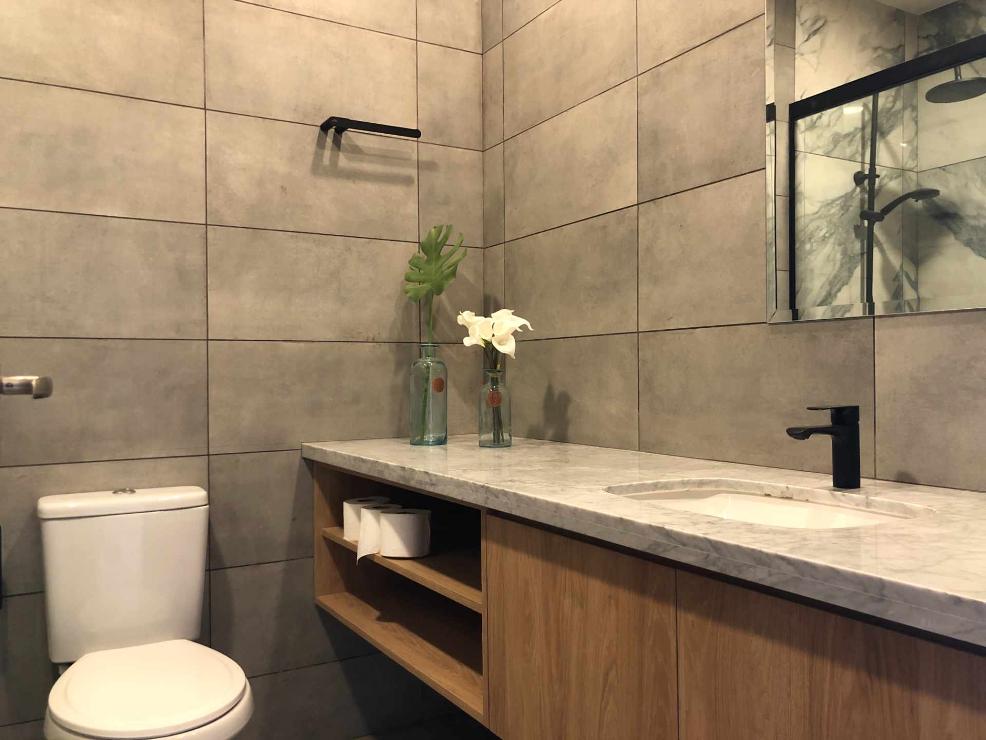 Casa en Entre 8vo y 9no anillo Norte en Santa Cruz de la Sierra 3 dormitorios 3 baños 2 parqueos Foto 16