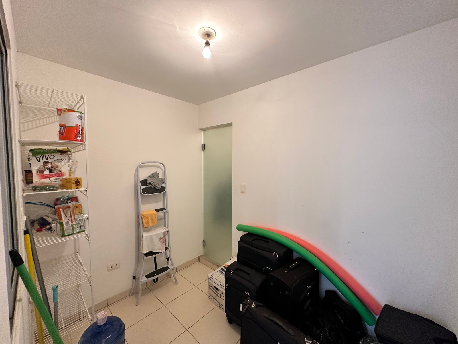Departamento [CONDOMINIO VISTA VERDE| ZONA OESTE] ALQUILER SIN MUEBLES: DEPARTAMENTO 3 DORMITORIOS CON DEPENDENCIAS Foto 6