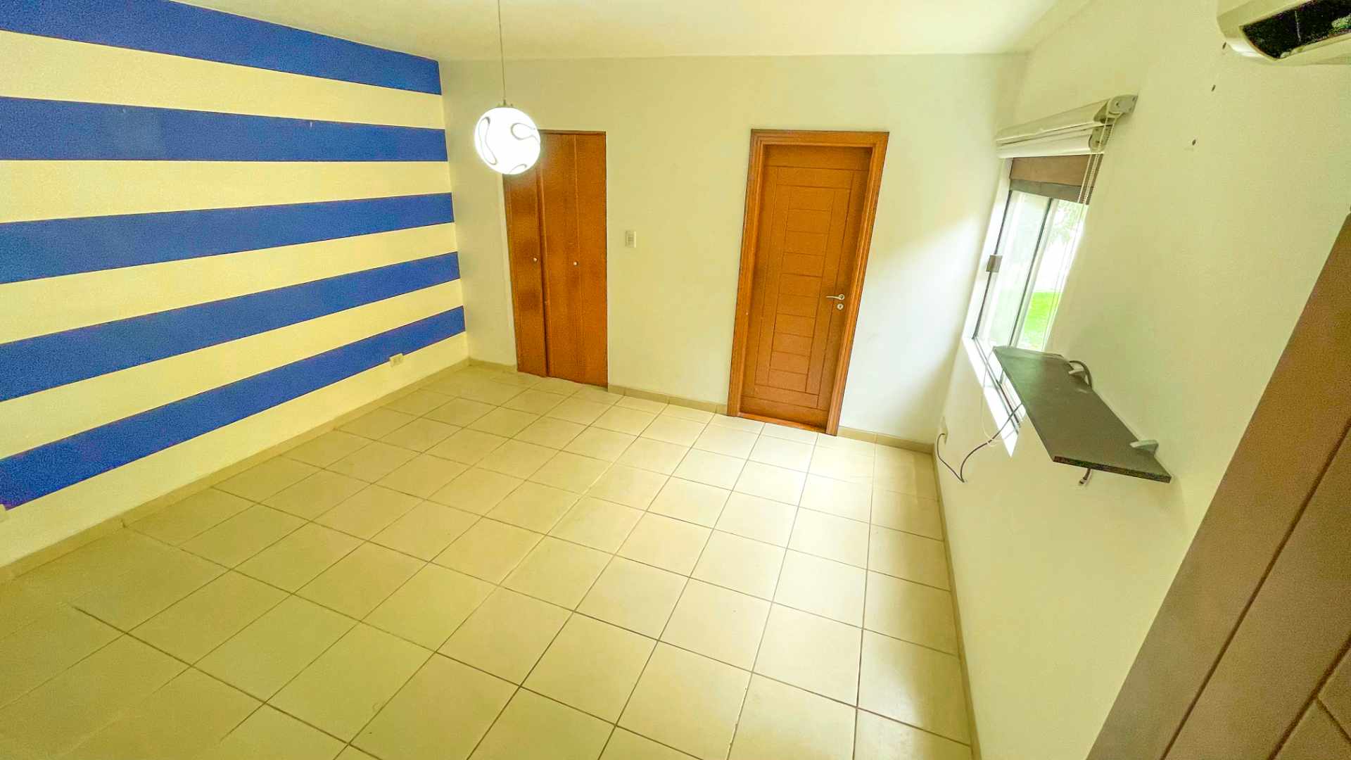 Casa en VentaCondominio Barrio Norte ,Zona Norte, Av. Banzer 4to anillo. 4 dormitorios 4 baños 2 parqueos Foto 13