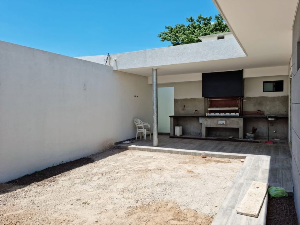 Casa en Urubó en Santa Cruz de la Sierra 3 dormitorios 3 baños 2 parqueos Foto 6