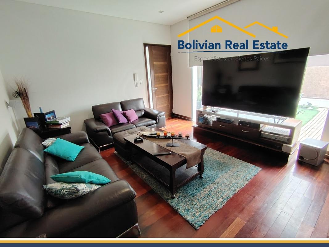 Casa en VentaCASA DE LUJO EN VENTA – LA FLORIDA -  SERRANÍAS DE ARANJUEZ 4 dormitorios 5 baños 4 parqueos Foto 3